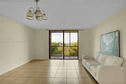 Copropriété à louer à Miami, Floride: 2 chambres, 89.65 m2 № 1974774 - photo 6