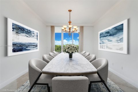 Condo in Coral Gables, Florida, 3 bedrooms  № 1809845 - photo 15