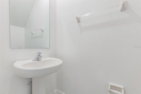Touwnhouse à vendre à Land O' Lakes, Floride: 3 chambres, 154.78 m2 № 1808707 - photo 10