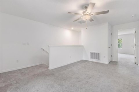 Touwnhouse à vendre à Land O' Lakes, Floride: 3 chambres, 154.78 m2 № 1808707 - photo 12