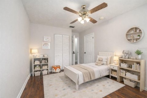 House in Gainesville, Florida 4 bedrooms, 248.05 sq.m. № 2102249 - photo 30
