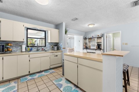 Villa ou maison à vendre à Saint Petersburg, Floride: 4 chambres, 165.92 m2 № 2210842 - photo 12