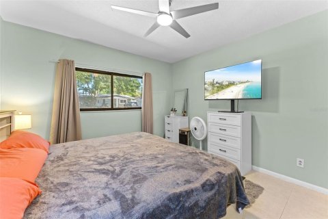 Villa ou maison à vendre à Saint Petersburg, Floride: 4 chambres, 165.92 m2 № 2210842 - photo 20