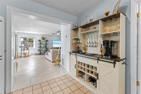 Villa ou maison à vendre à Saint Petersburg, Floride: 4 chambres, 165.92 m2 № 2210842 - photo 13