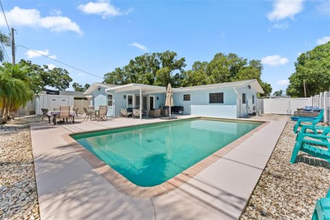 Villa ou maison à vendre à Saint Petersburg, Floride: 4 chambres, 165.92 m2 № 2210842 - photo 5