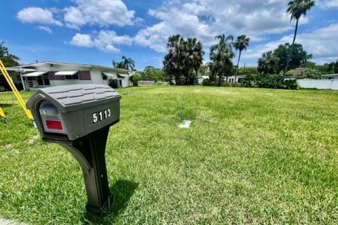 Land in New Port Richey, Florida № 2102403 - photo 17