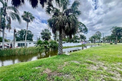 Land in New Port Richey, Florida № 2102403 - photo 11