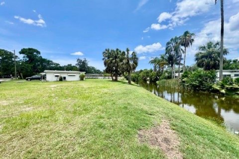 Land in New Port Richey, Florida № 2102403 - photo 7