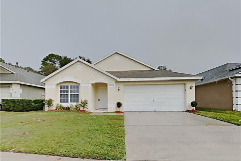 House in Lake Mary, Florida 4 bedrooms, 176.05 sq.m. № 2354786
