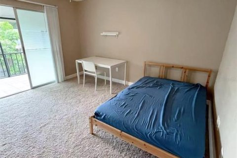 Condo in Tampa, Florida, 2 bedrooms  № 2117198 - photo 13