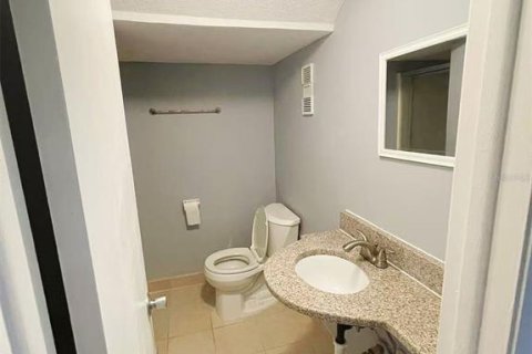 Condo in Tampa, Florida, 2 bedrooms  № 2117198 - photo 18