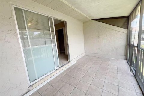 Condo in Tampa, Florida, 2 bedrooms  № 2117198 - photo 10