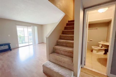 Condo in Tampa, Florida, 2 bedrooms  № 2117198 - photo 8