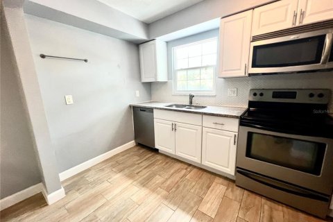 Condo in Tampa, Florida, 2 bedrooms  № 2117198 - photo 2