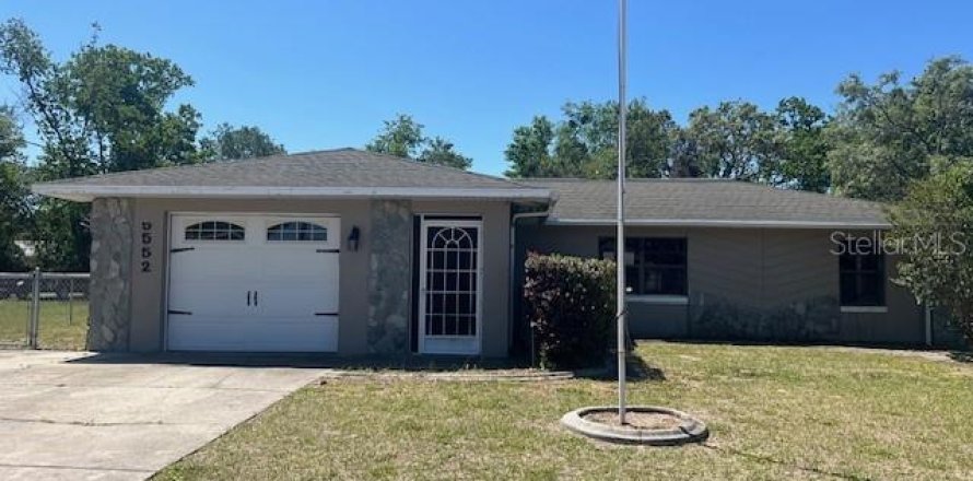 Casa en Homosassa, Florida 3 dormitorios, 136.94 m2 № 1820707