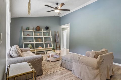 Villa ou maison à vendre à Orlando, Floride: 4 chambres, 135.73 m2 № 2428932 - photo 5