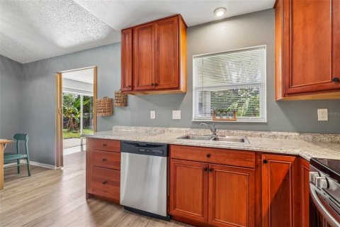 Villa ou maison à vendre à Orlando, Floride: 4 chambres, 135.73 m2 № 2428932 - photo 11