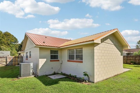 Villa ou maison à vendre à Orlando, Floride: 4 chambres, 135.73 m2 № 2428932 - photo 27