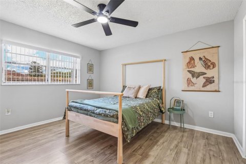Villa ou maison à vendre à Orlando, Floride: 4 chambres, 135.73 m2 № 2428932 - photo 12
