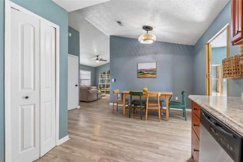 Villa ou maison à vendre à Orlando, Floride: 4 chambres, 135.73 m2 № 2428932 - photo 8