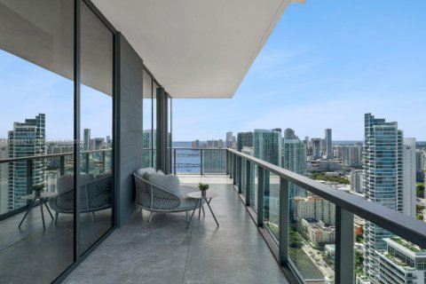 Condo in Miami, Florida, 3 bedrooms  № 1952620 - photo 19