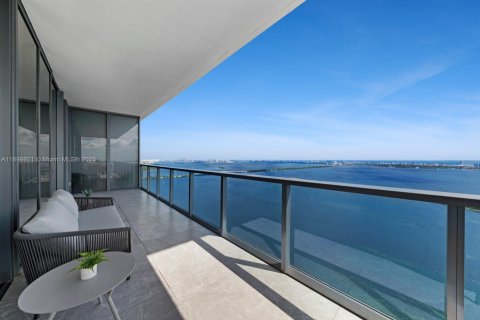 Condo in Miami, Florida, 3 bedrooms  № 1952620 - photo 11