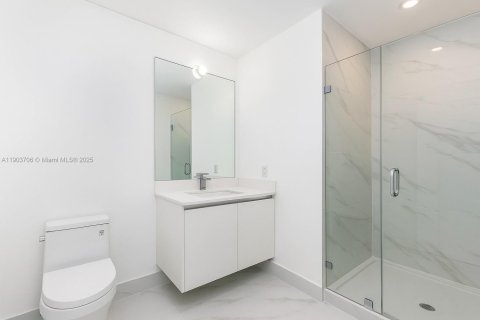 Снять в аренду кондоминиум в Майами, Флорида 3 спальни, 163.42м2, № 1954771 - фото 19