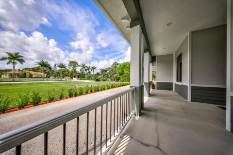 Villa ou maison à vendre à West Palm Beach, Floride: 5 chambres, 298.12 m2 № 2188911 - photo 9
