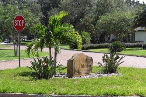 Casa en alquiler en Saint Petersburg, Florida, 3 dormitorios, 156.82 m2 № 1881109 - foto 6