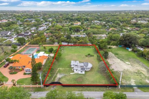 Villa ou maison à louer à Miami, Floride: 1 chambre, 249.54 m2 № 2051446 - photo 28