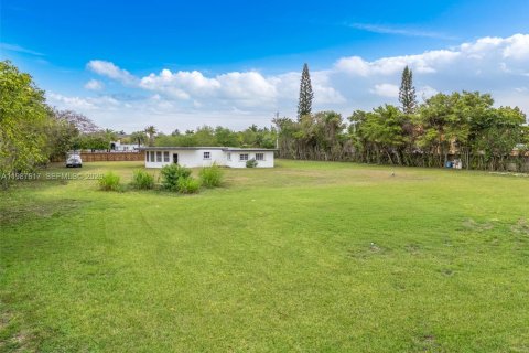 Villa ou maison à louer à Miami, Floride: 1 chambre, 249.54 m2 № 2051446 - photo 26