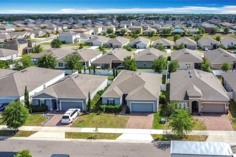 House in Haines City, Florida 4 bedrooms, 166.2 sq.m. № 1616055 - photo 6