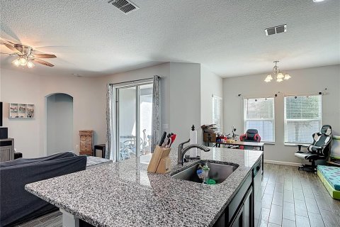 House in Haines City, Florida 4 bedrooms, 166.2 sq.m. № 1616055 - photo 20