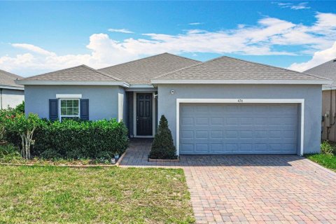 House in Haines City, Florida 4 bedrooms, 166.2 sq.m. № 1616055 - photo 1