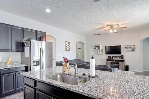 House in Haines City, Florida 4 bedrooms, 166.2 sq.m. № 1616055 - photo 24