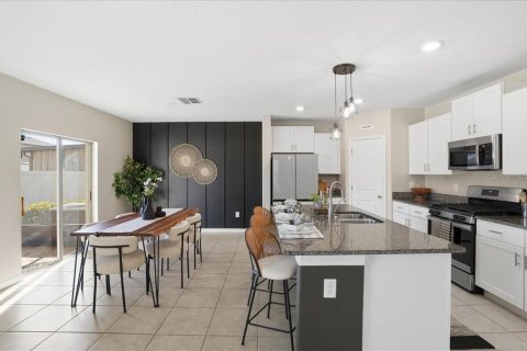 Villa ou maison à vendre à Sun City Center, Floride: 4 chambres, 177.81 m2 № 2142300 - photo 6