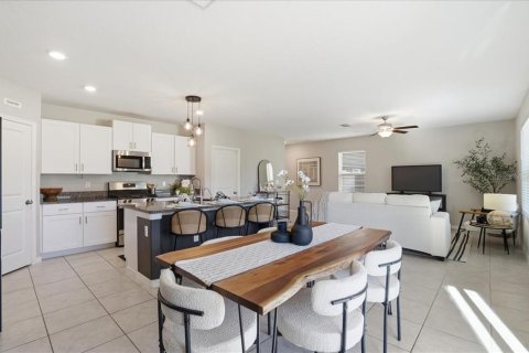 Villa ou maison à vendre à Sun City Center, Floride: 4 chambres, 177.81 m2 № 2142300 - photo 11