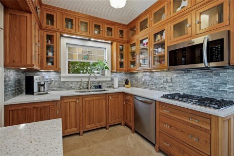 Villa ou maison à vendre à Gainesville, Floride: 4 chambres, 250.19 m2 № 2147758 - photo 4