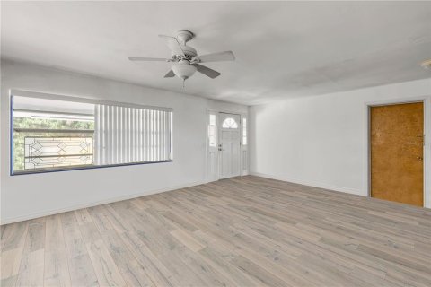Casa en venta en Flagler Beach, Florida, 3 dormitorios, 157.47 m2 № 1771604 - foto 4