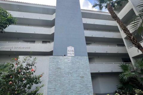 Купить кондоминиум в Майами, Флорида 3 спальни, 125.05м2, № 2050688 - фото 21