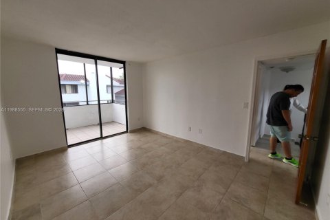 Купить кондоминиум в Майами, Флорида 3 спальни, 125.05м2, № 2050688 - фото 13