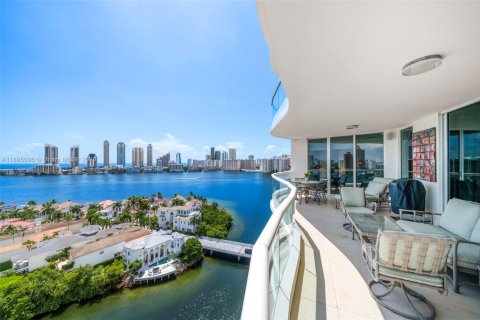 Copropriété à vendre à Aventura, Floride: 4 chambres, 299.52 m2 № 1950206 - photo 8