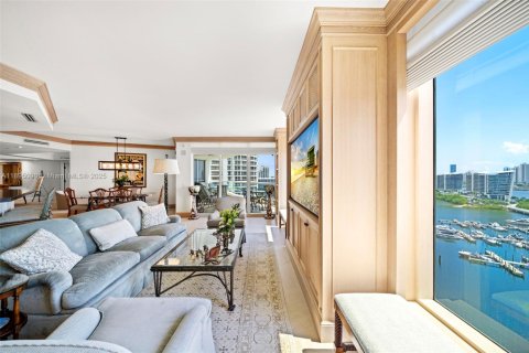 Copropriété à vendre à Aventura, Floride: 4 chambres, 299.52 m2 № 1950206 - photo 17