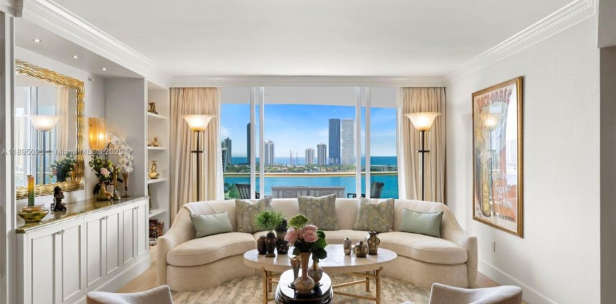 Condo à Aventura, Floride, 4 chambres № 1950206