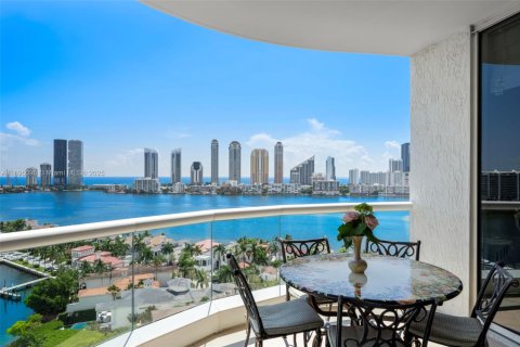 Copropriété à vendre à Aventura, Floride: 4 chambres, 299.52 m2 № 1950206 - photo 13