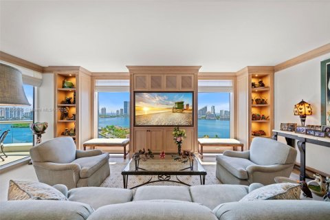 Copropriété à vendre à Aventura, Floride: 4 chambres, 299.52 m2 № 1950206 - photo 14