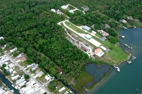 Terreno en Edgewater, Florida № 2167120