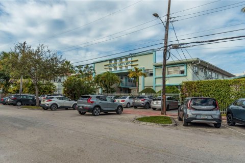 Condominio en venta en Miami Beach, Florida, 3 dormitorios, 103.12 m2 № 1996015 - foto 21