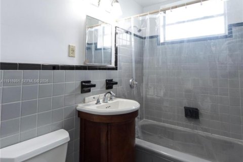 Condominio en venta en Miami Beach, Florida, 3 dormitorios, 103.12 m2 № 1996015 - foto 14