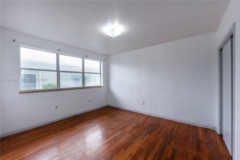 Condominio en venta en Miami Beach, Florida, 3 dormitorios, 103.12 m2 № 1996015 - foto 13